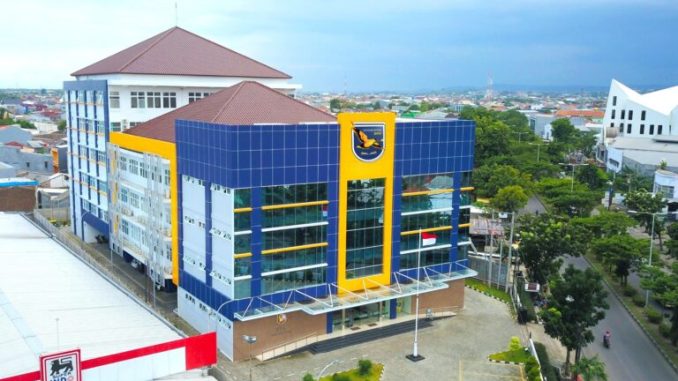 Kuliah Sambil Kerja