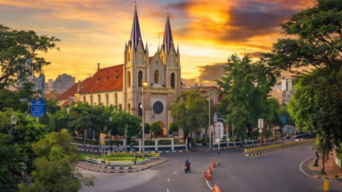 Kuliah paling murah di Malang