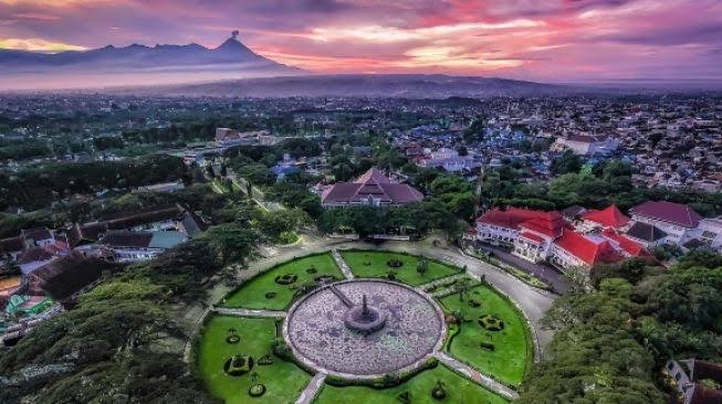 Kuliah murah di Malang